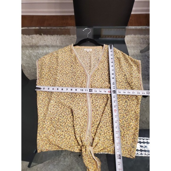 Max Studio Women's Yellow Floral 100% Polyester V-Neck Short Sleeve Top Blouse L - Picture 8 of 13